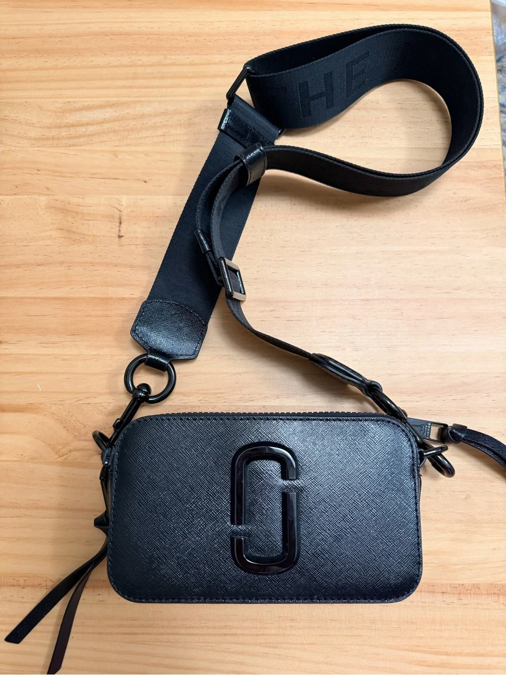 Marc Jacobs Black Leather Chain-Accent Crossbody Camera Bag